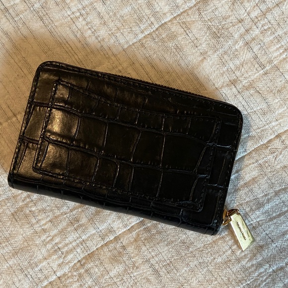 Michael Kors Croc Zip Wallet - Picture 3 of 7